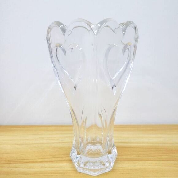 Vintage Crystal Heart Ruffle Square Sweetheart Vase - Picture 6 of 13